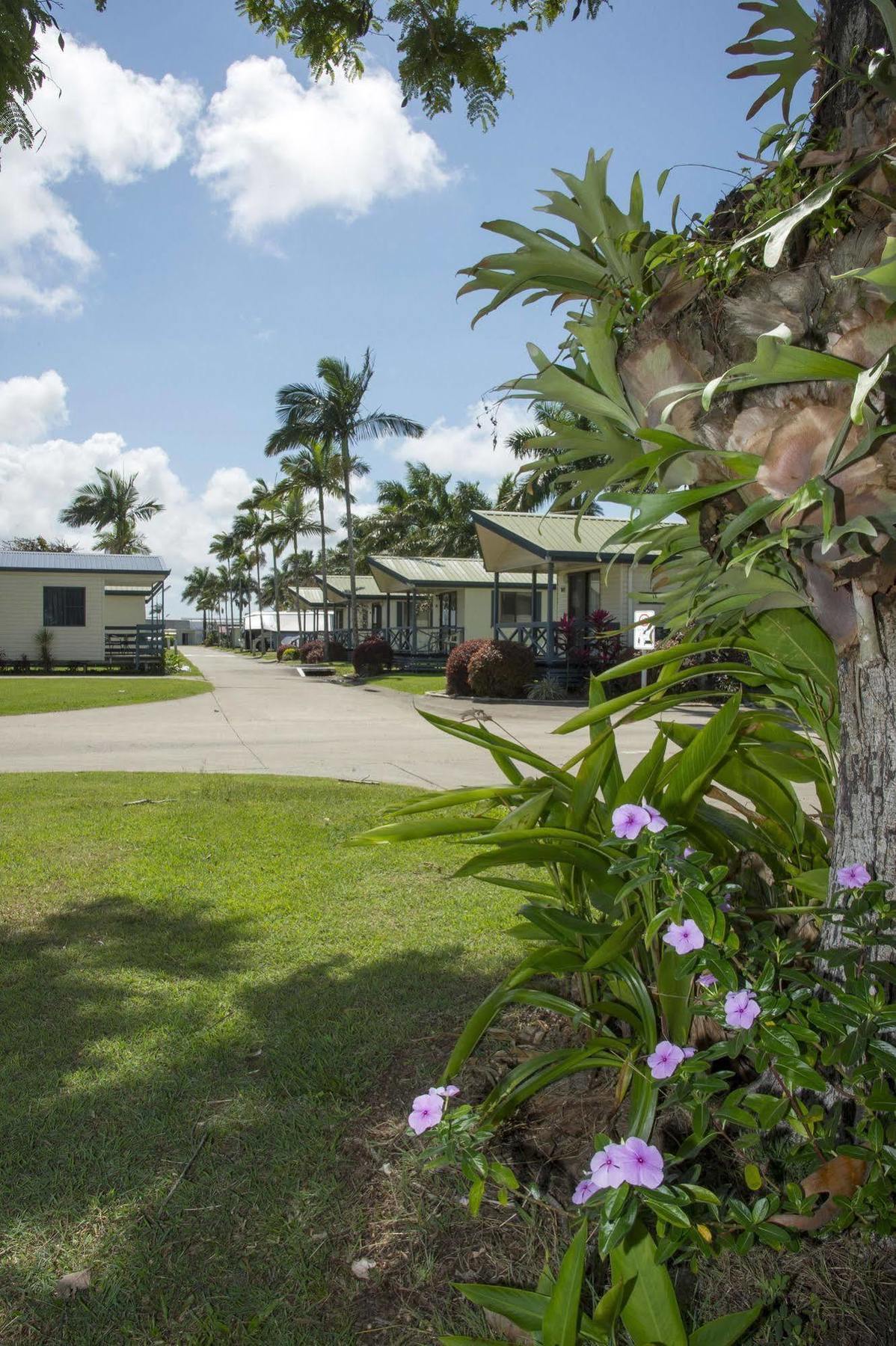 The Park Hotel Mackay Exterior photo
