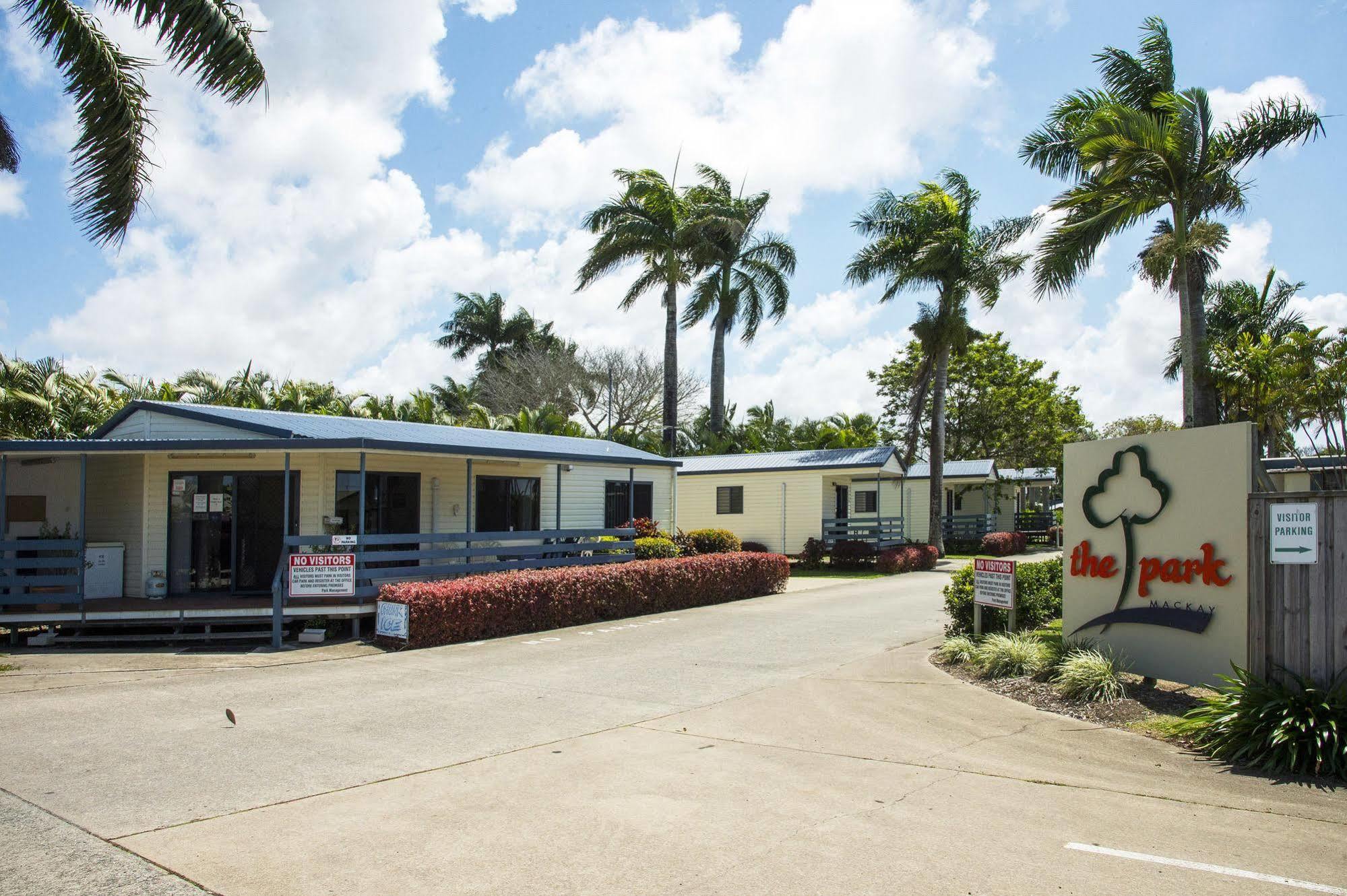 The Park Hotel Mackay Exterior photo